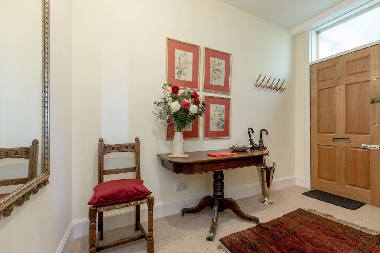 Apartament Stunning Panoramic Views: Heart Of The Royal Mile Edynburg Zewnętrze zdjęcie